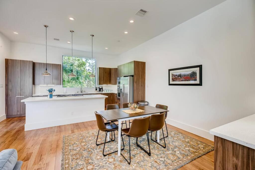 4 Story Home Mins To Downtown Houston With City Views Exterior foto