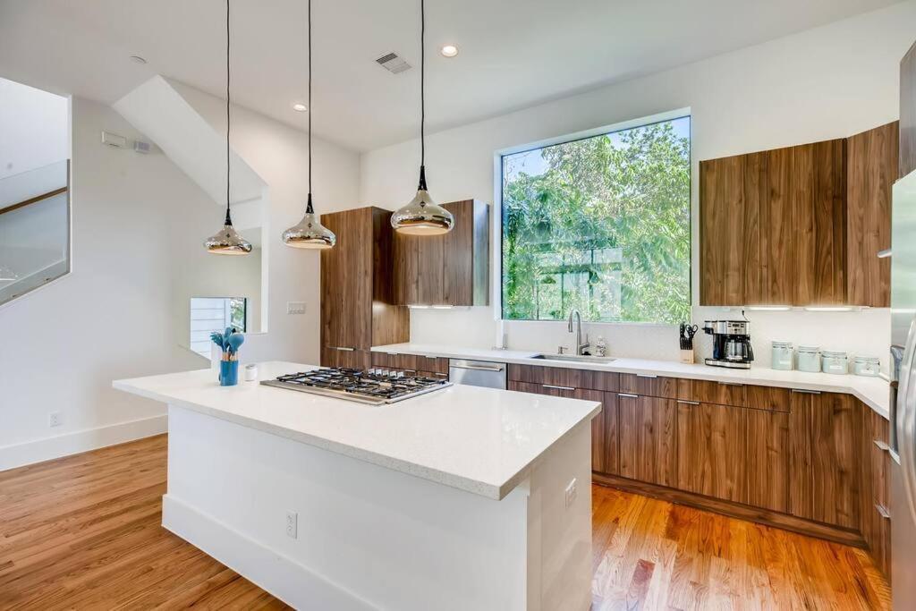 4 Story Home Mins To Downtown Houston With City Views Exterior foto