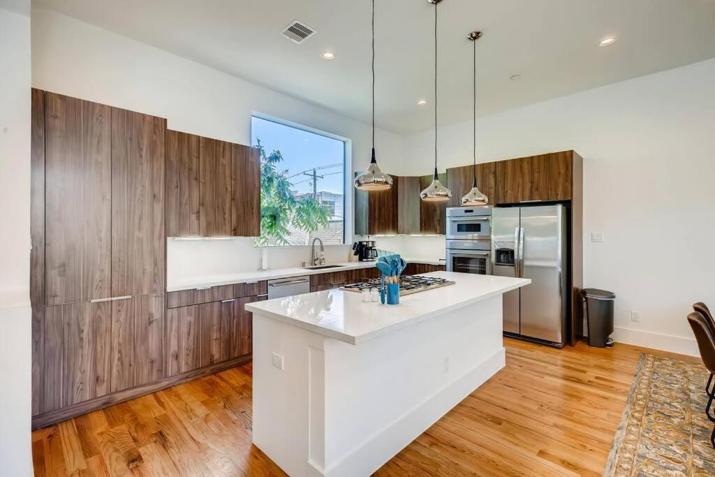 4 Story Home Mins To Downtown Houston With City Views Exterior foto